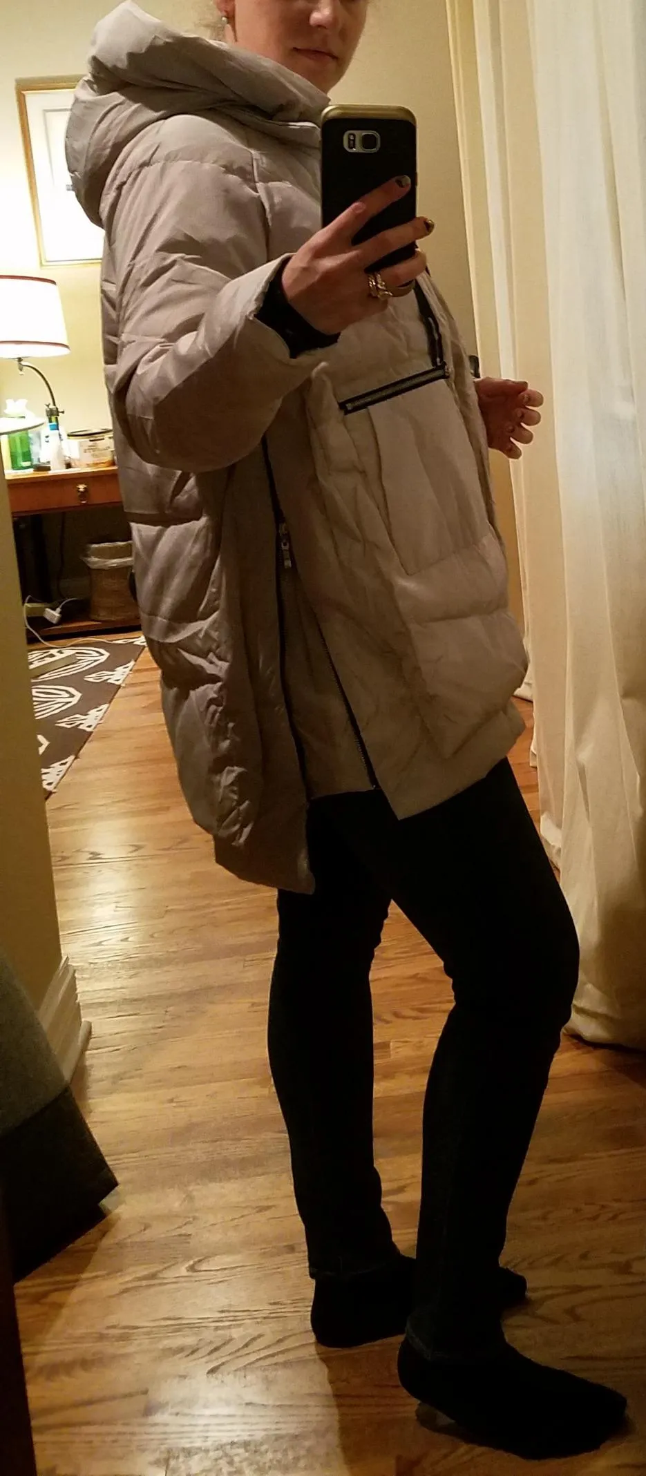 Beige Women's Thickened Down Jacket with Filler and Duck Feather - Orolay
