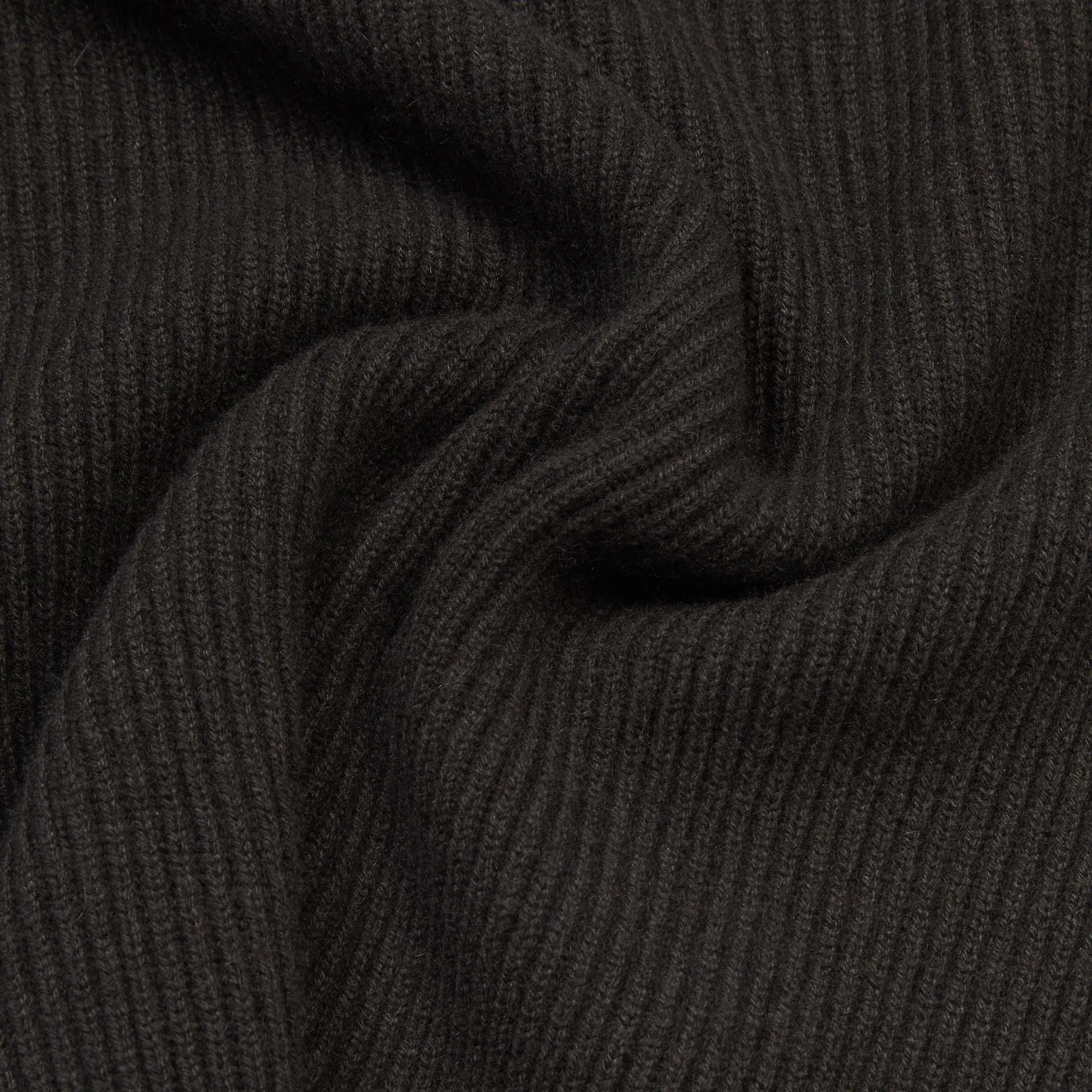 Cashmere ribbed submariner rollneck in dark olive