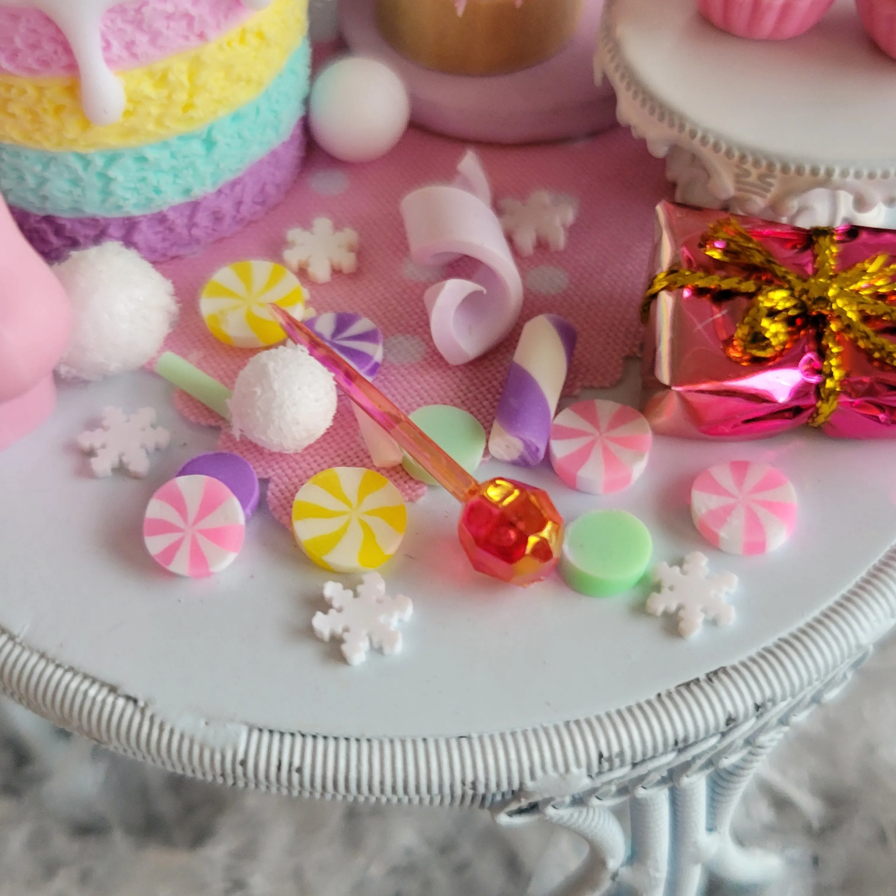Day 13~🎅Fairy Lights and Christmas Delights~Pretty In Pastel
