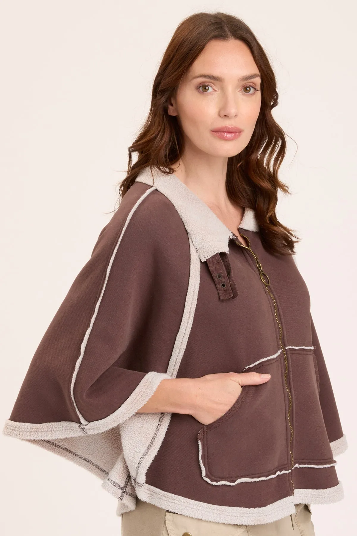 Dorval Poncho