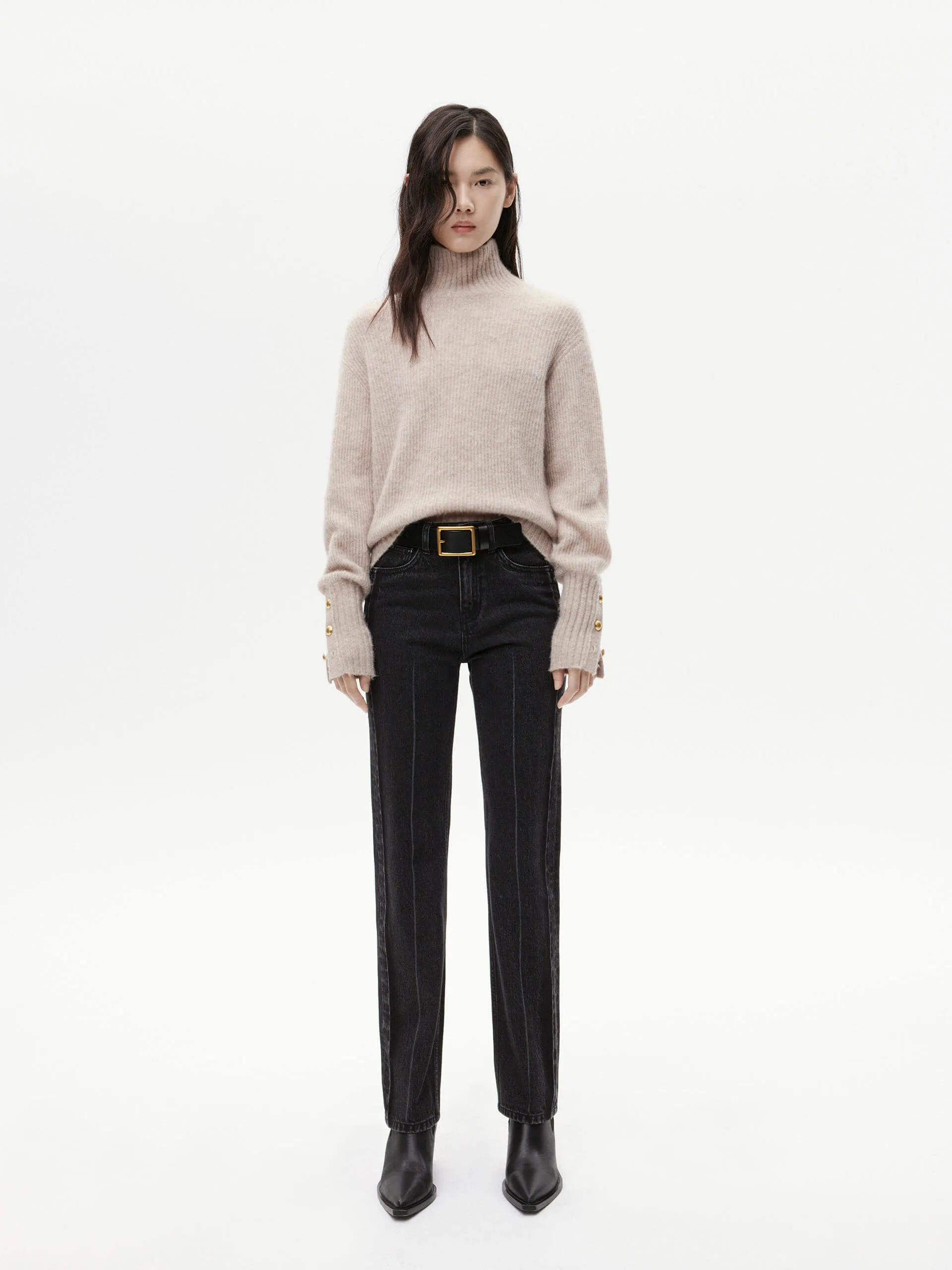 Loose Fit Turtleneck Sweater